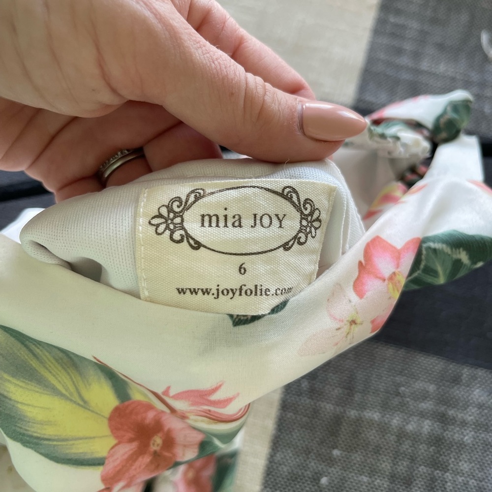 Mia Joy floral dress. Kids size 6 worn once as a flower girl in wedding.